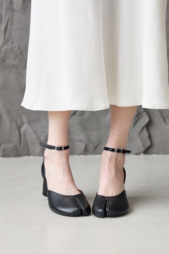 210532 TABI MARY Bone