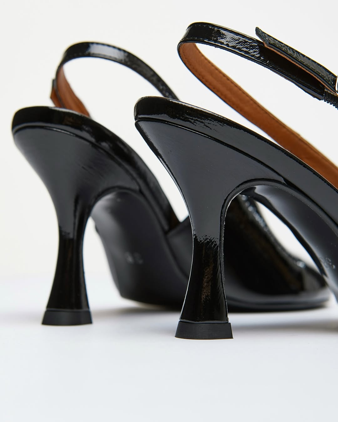 Patent black slingbacks