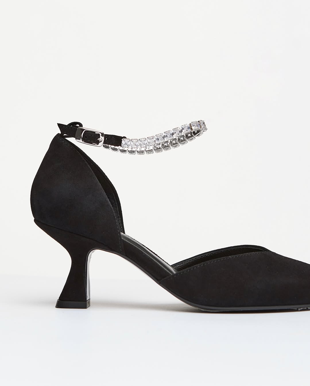 Black suede pumps Modus