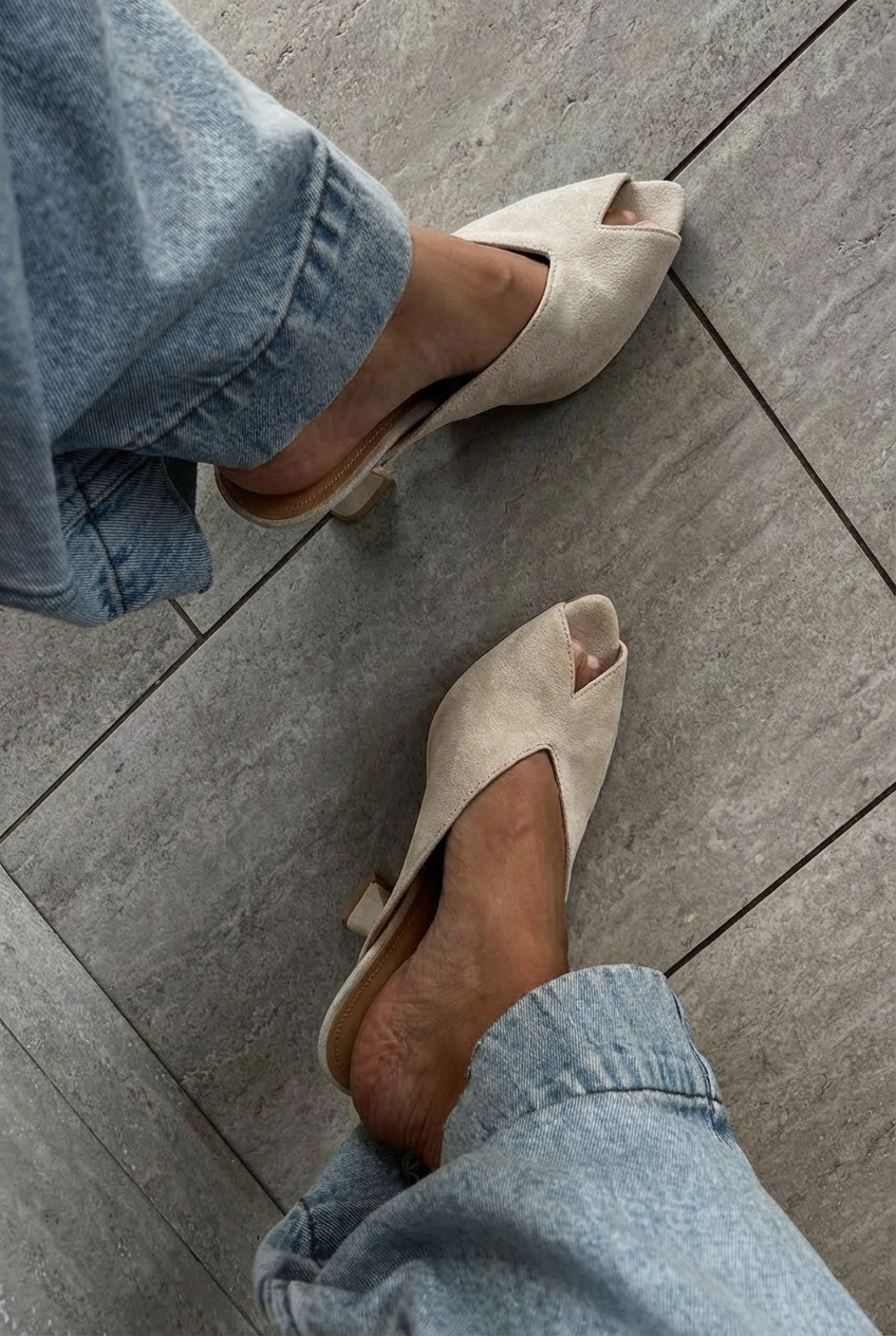 Sand suede mules Lotos