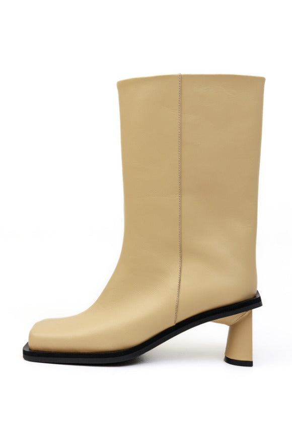 Boots Angle