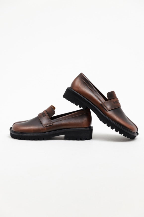 110111 Tabi Loafers BRONZE TWO