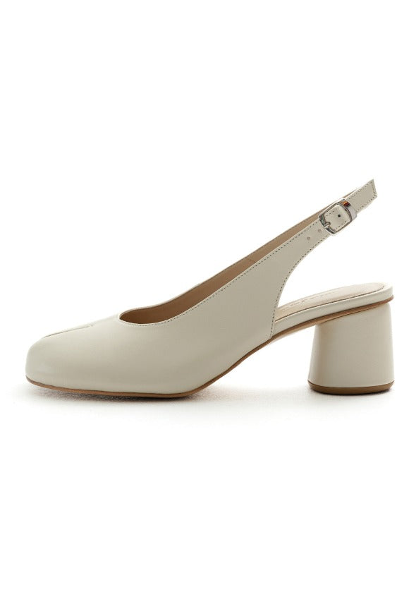 210912 Tabi Shoes Bone