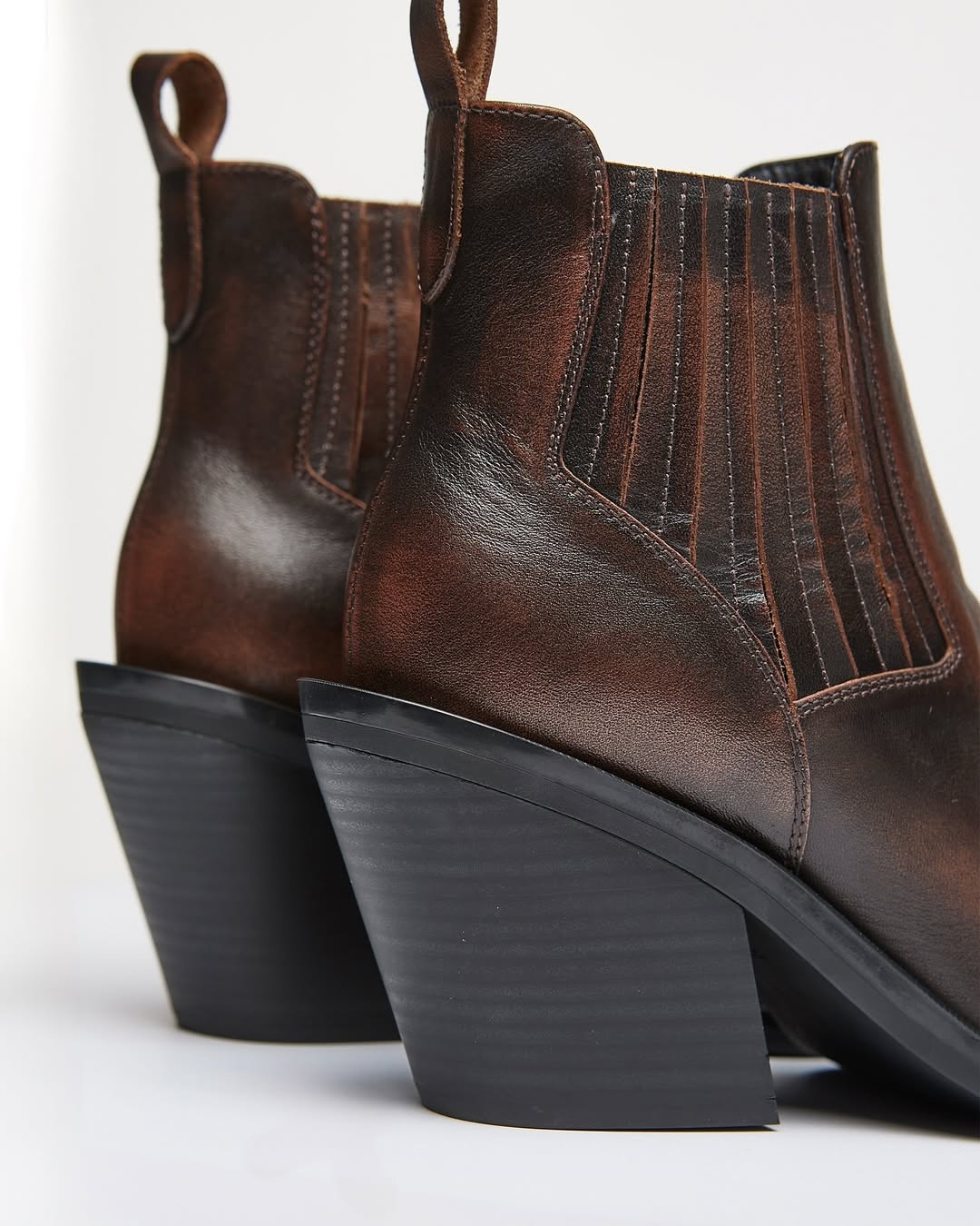 Cowboy boots Bronze