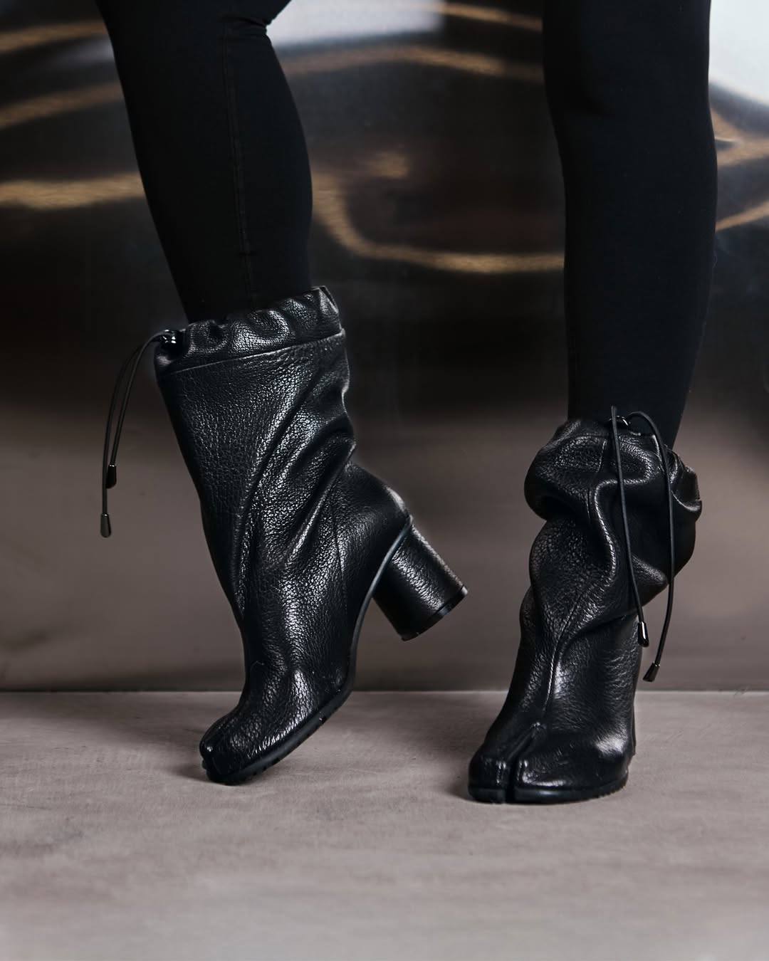 Tabi shoes black Barbara