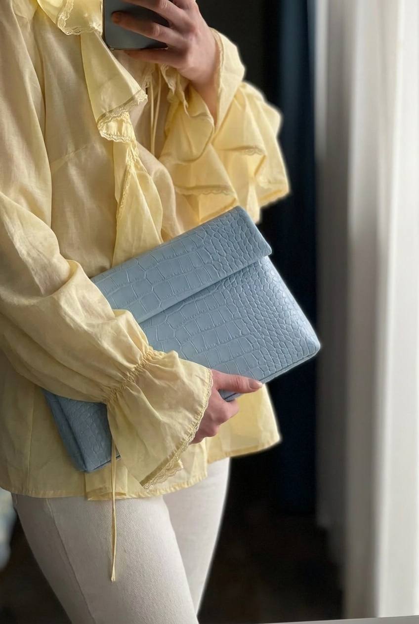 Leather blue bag camelia